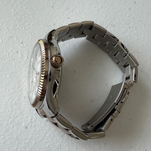 Fossil Rye Women’s Gold Silver Two Tone Multifunctional Watch - Picture 3 of 9